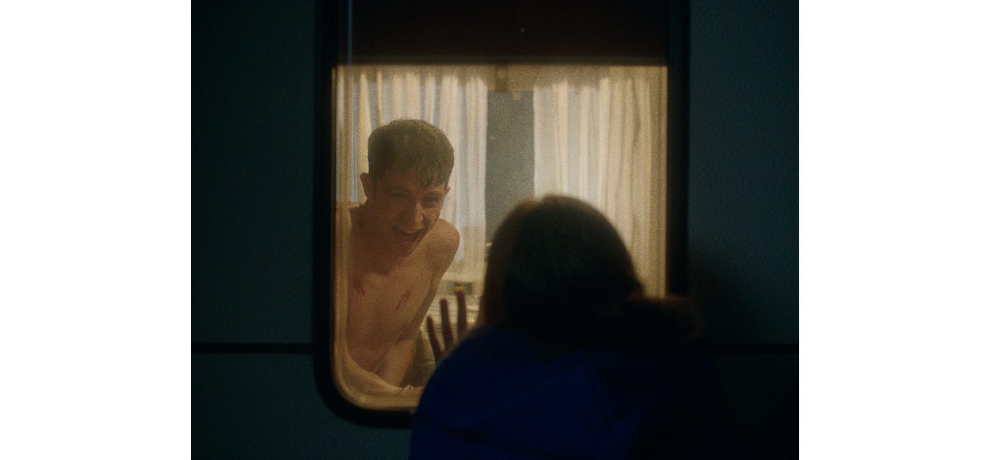 LASCHICAS_still_3
