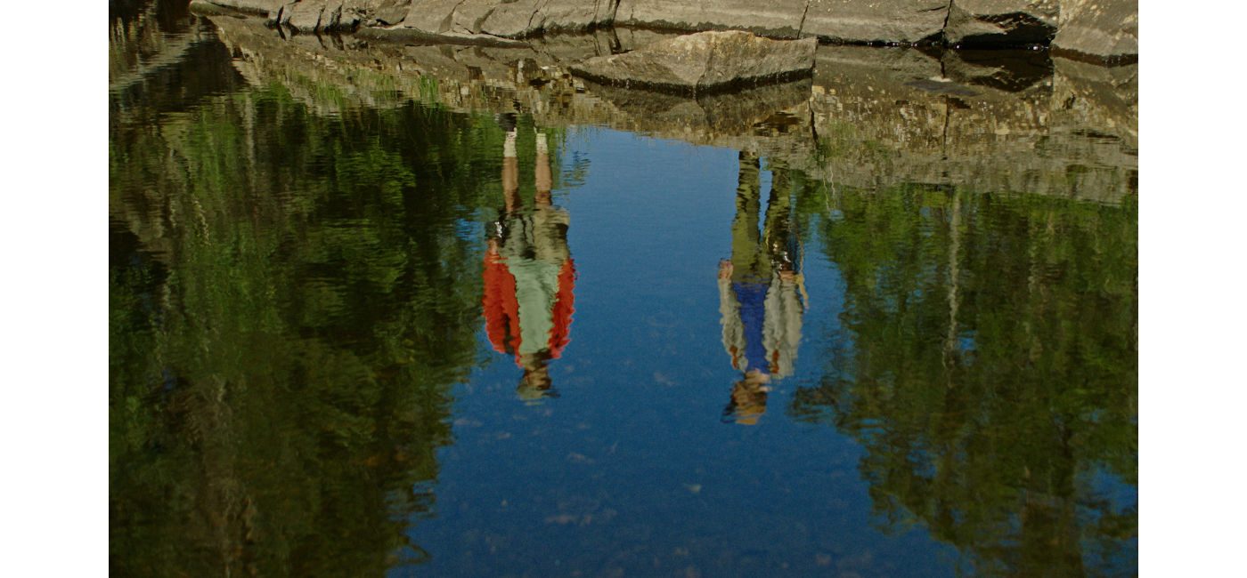 THEGREENCOUNTRY_still_2
